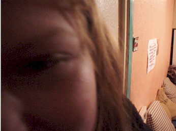 closejen.jpg (7933 bytes)