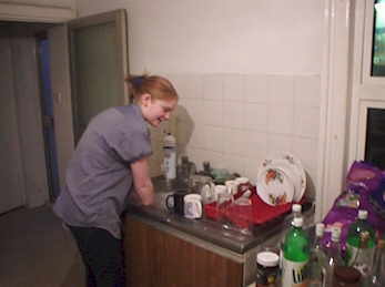 kitchen.jpg (67791 bytes)